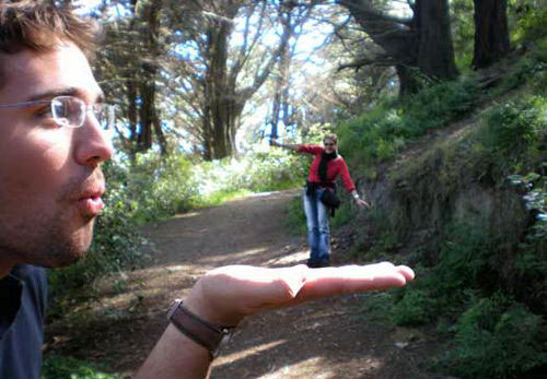 15 Creative Forced Perspective Photos