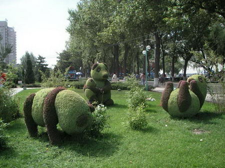 grass sculpture