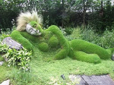 grass sculpture