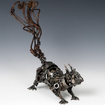 Arts Built On Scrapped Car Parts