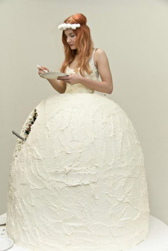 Wear it and Eat it - Awesome Cake Dress