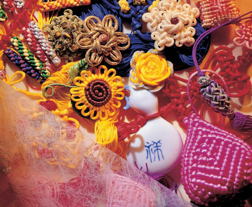 Beautiful Chinese knotting Art