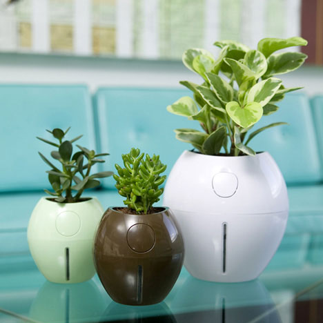 “Grobal” plant pot