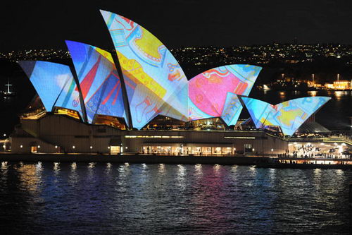 Lighting the Sails - Vivid Sydney