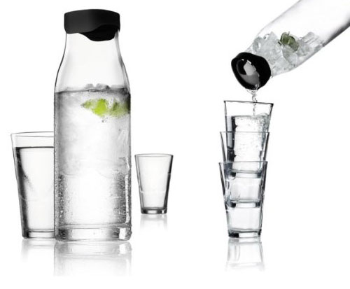 Menu Water Carafe 1L with Smart Lid Black