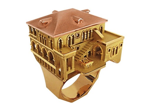 Incredible Detailed Architecture on a Ring Venice