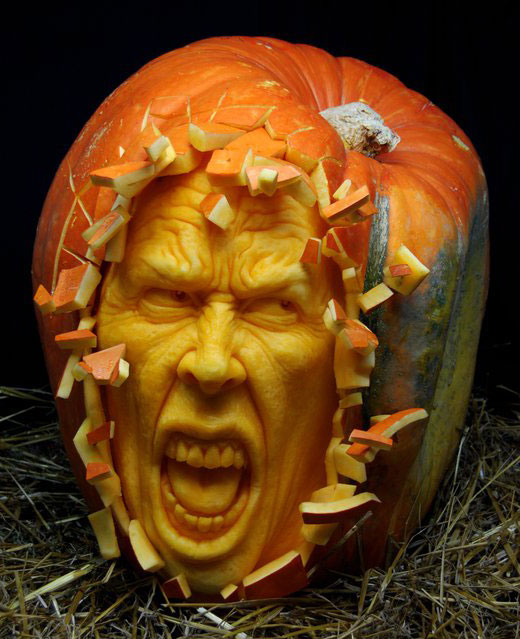 Most Amazing Pumpkin Carvings from Ray Villafane