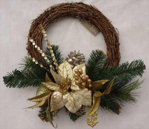 20 Beautiful Christmas Wreath Decorating Ideas