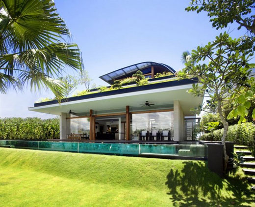 Meera House: Inspiring Rooftop Garden House in Singapore