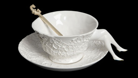 Blaue Blume: Stylish and Unusual Ceramic Designs for Tea party