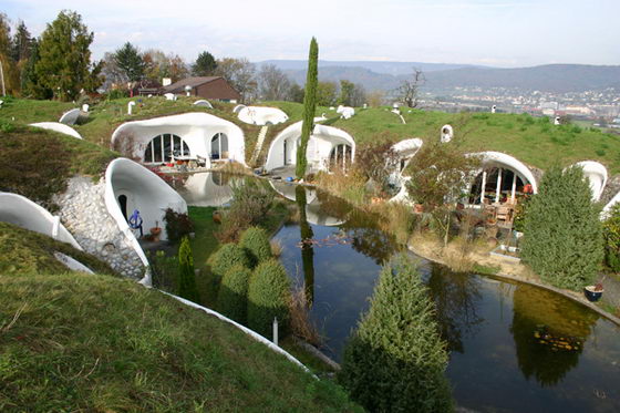 Earth Houses: Ecological and Unconventional by Vetsch Architektur