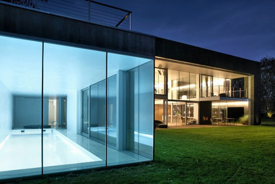 Incredible Safe House with Movable Wall by Kwk Promes