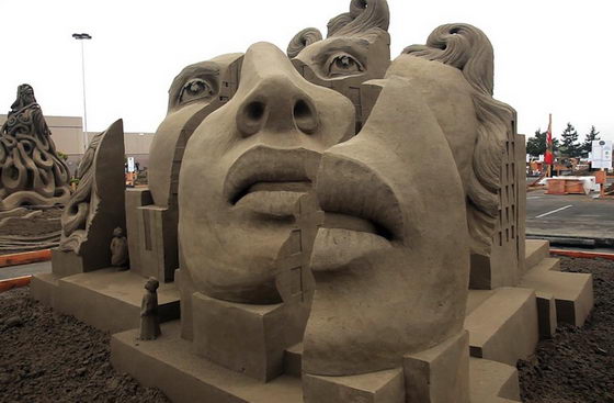 From Sand to Art: Magnificently Sand Sculptures