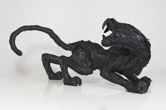 Stunning Animal Sculptures Made of Recycled Tire