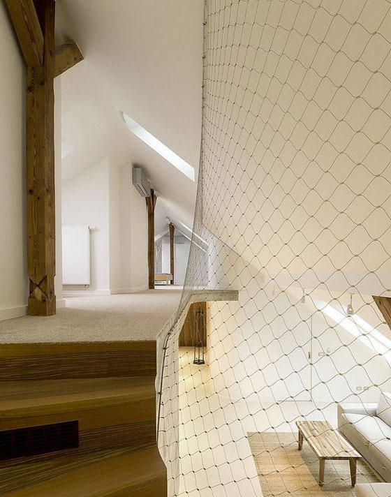 Beautiful and Elegant Rounded Loft Design in Prague