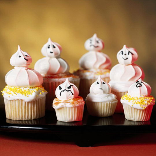 21 Creepy and Unusual Halloween Cupcakes