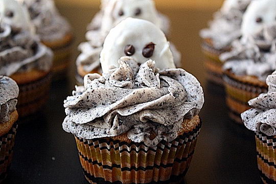 21 Creepy and Unusual Halloween Cupcakes