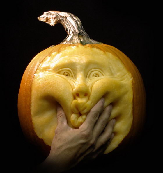 Incredible Lifelike Pumpkin Face by Ray Villafane
