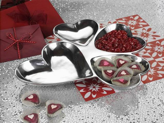14 Beautiful Valentine's Day Decorations