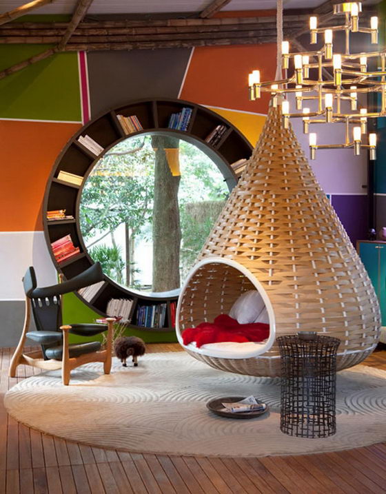 Round Window Bookcase: a Perfect Place for Reading