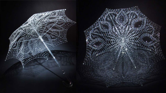 Amazing Glass Sculptures with Incredible Details by Robert Mickelson