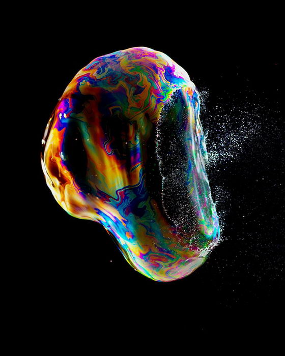 Incredible Soap Bubbles Bursting Photography by Fabian Oefner