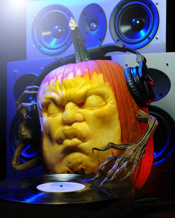Smashing Pumpkin Carving from Villafane Studios