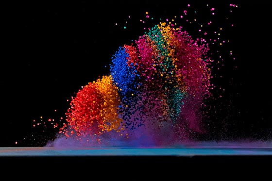 Sound Visualization: Dancing Colors by Fabian Oefner