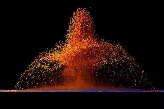 Sound Visualization: Dancing Colors by Fabian Oefner