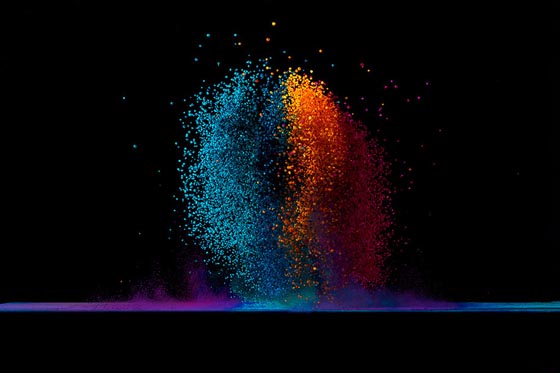 Sound Visualization: Dancing Colors by Fabian Oefner