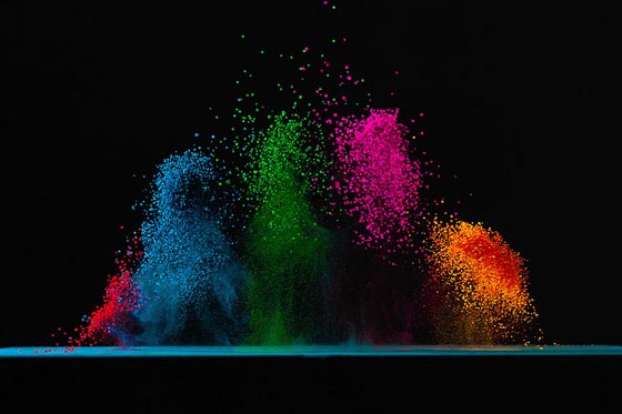 Sound Visualization: Dancing Colors by Fabian Oefner