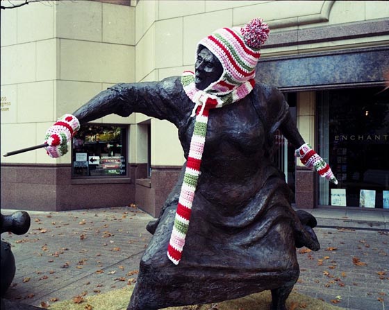 18 Awesome Yarn bombing Examples