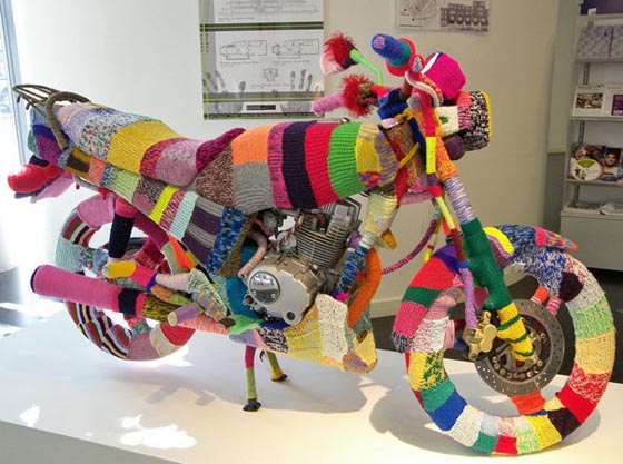 18 Awesome Yarn bombing Examples