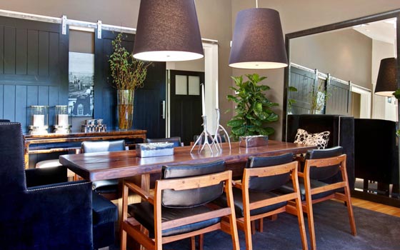 Resort-like Residence Stuns With Open Kitchen and Beautiful Surrounding