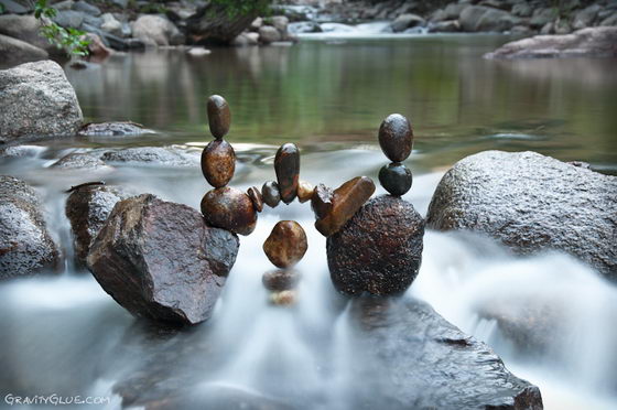 Gravity Glue: Astonishing Balanced Rock Sculpture by Michael Grab