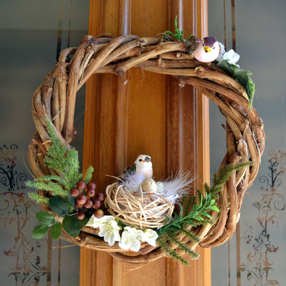 8 Beautiful Handmade Easter Wreathes Found on Etsy