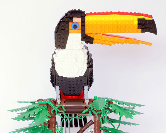 LEGO Bird: Cute Birds Made from LEGO Bricks by Thomas Poulsom