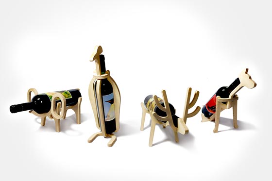 Animal's bone: Creative and Playful Animal Wine Rack