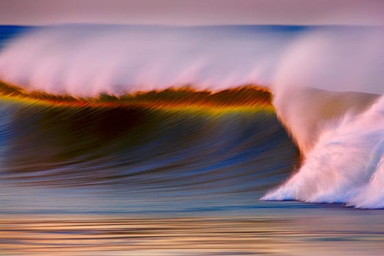Stunning Long-Exposure Photographs of Golden Waves by David Orias