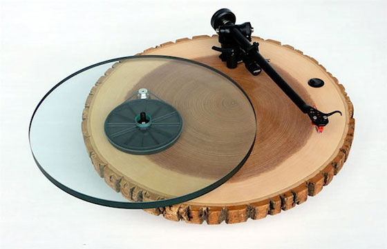 9 Beautiful and Cool Wooden Gadgets