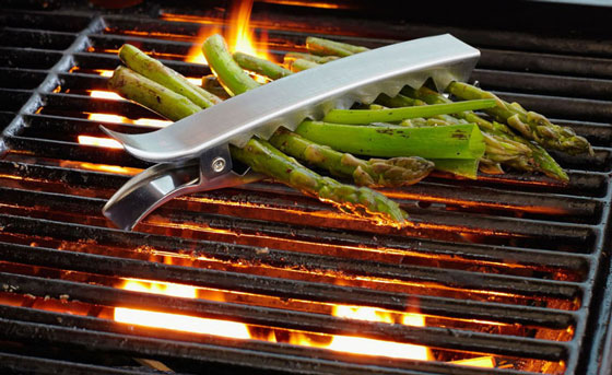 13 Cool Grill Tools and Accessories help Enjoy your BBQ - Design Swan