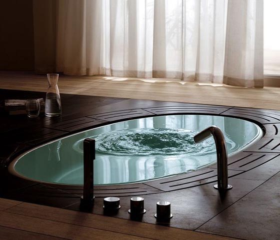 15 Cool and Fancy Bathtubs