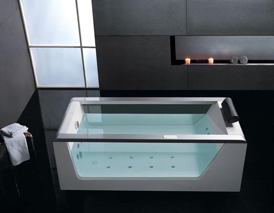 15 Cool and Fancy Bathtubs