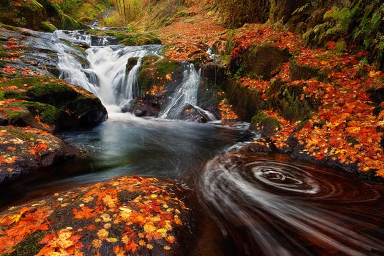 20 Beautiful Examples of Waterfall Photos