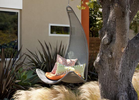 7 Cool Swing Chairs for Indoor and Outdoor