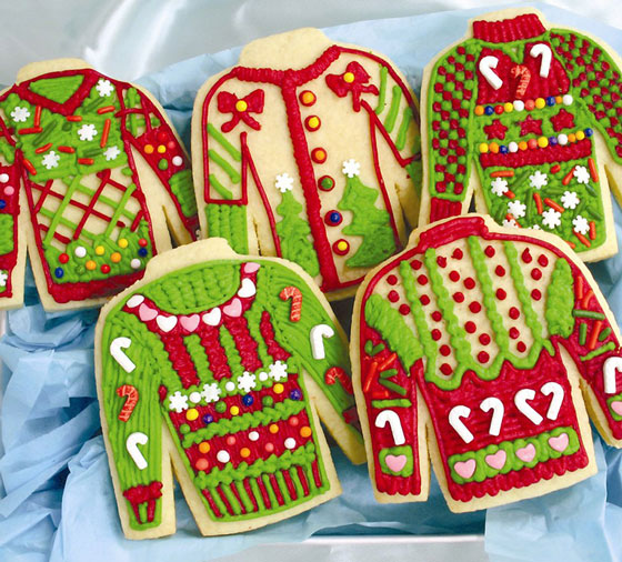 7 Cool and Fun Christmas Cookie Cutters and Stencil Sets