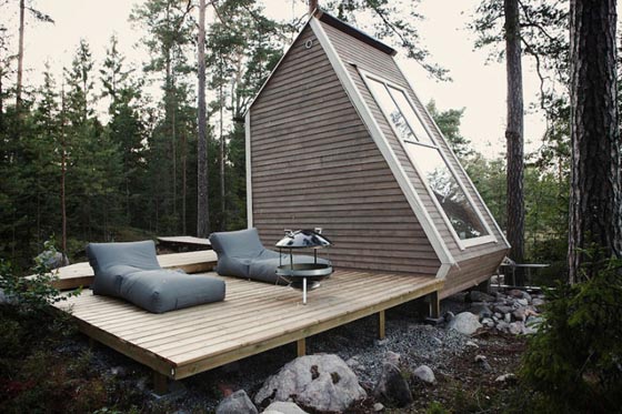 Nido: 96 Sq.Foot Micro-Cabin Robin Falck