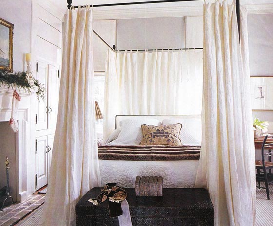 45 Beautiful Bedroom Decorated with Canopy Beds