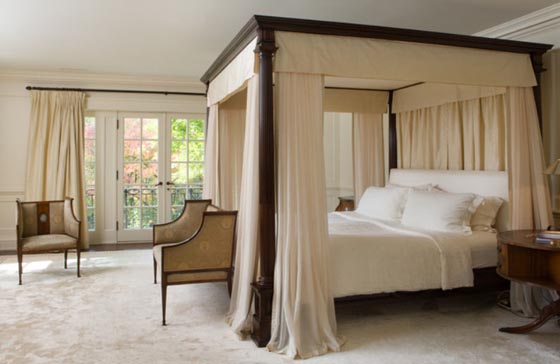 45 Beautiful Bedroom Decorated with Canopy Beds