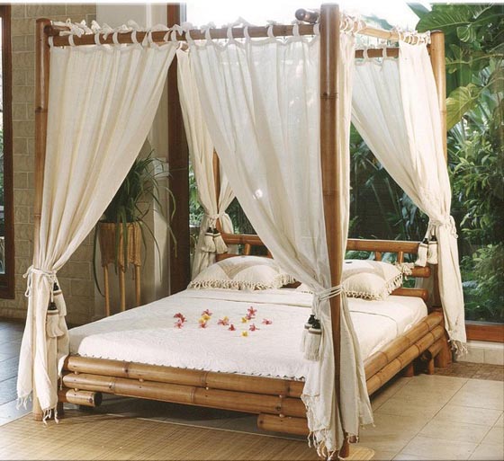 45 Beautiful Bedroom Decorated with Canopy Beds